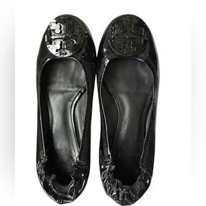 Tory Burch Minnie Travel Ballet Flats - Black Patent